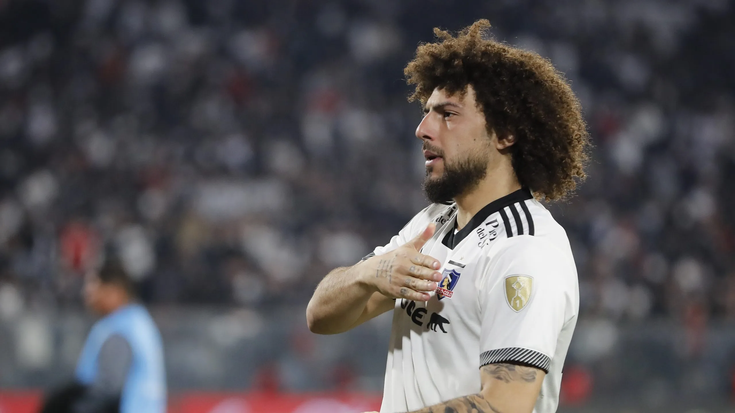 Maximiliano Falcón sigue en Colo Colo, lo confirma Aníbal Mosa. (Foto: Photosport)