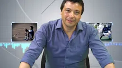 Marco Sotomayor enojado con el arbitraje de Felipe González.