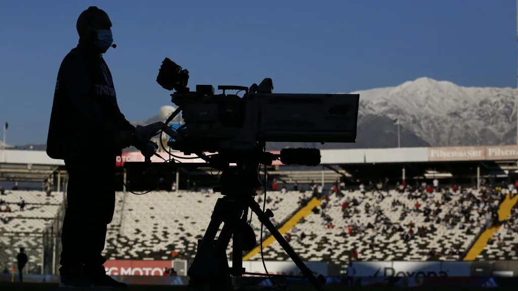 La crisis de la ANFP con TNT Sports sacude el fútbol chileno (Foto: Marcelo Hernández/Photosport)