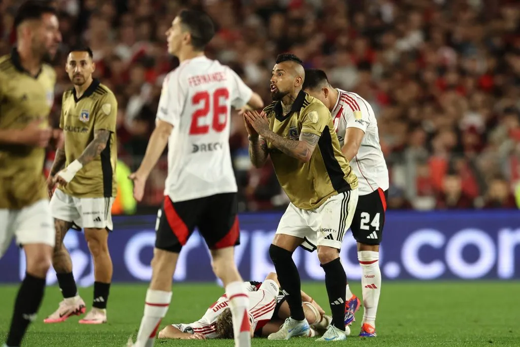 Arturo Vidal en pleno duelo ante River Plate por la Copa Libertadores | FOTO: Alejandro Pagni/Photosport