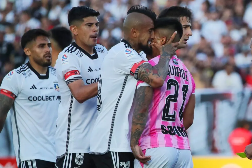 La acción que le costó la roja a Vidal ante Magallanes | FOTO: Jonnathan Oyarzun/Photosport