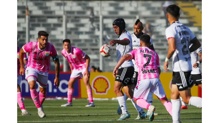Colo Colo y Magallanes se miden en el estadio Monumental. (Foto: Photosport)