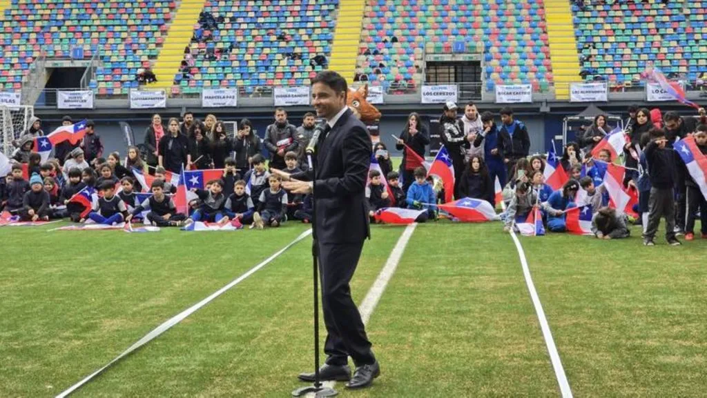 El alcalde de La Florida, cercano a Audax Italiano (Instagram)