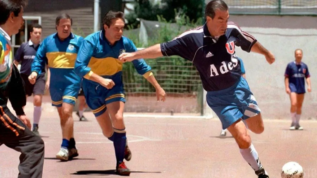 Partido amistoso durante su etapa como presidente (X)