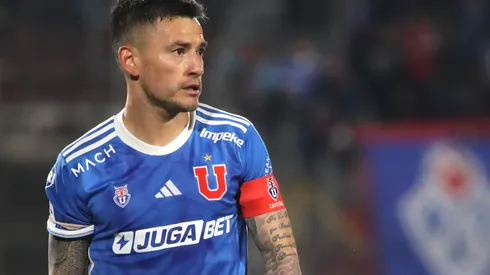 Charles Aránguiz se confesó en Universidad de Chile.