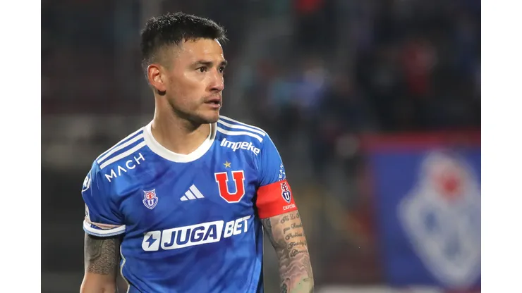 Charles Aránguiz se confesó en Universidad de Chile.