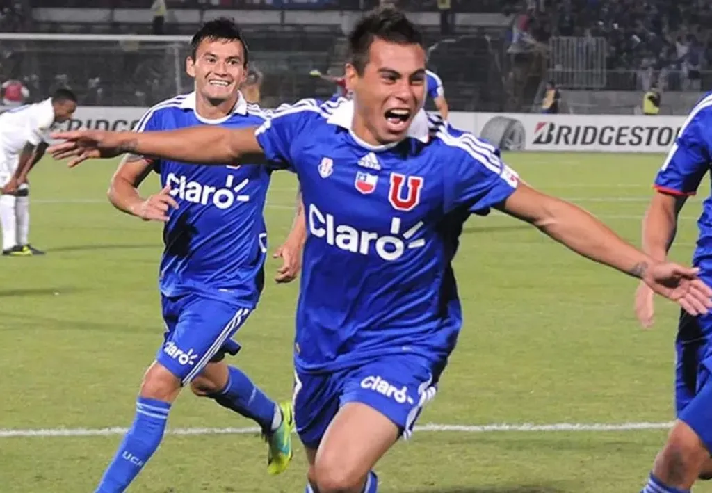 Eduardo Vargas, siente el acecho de Nico Guerra (Archivo)