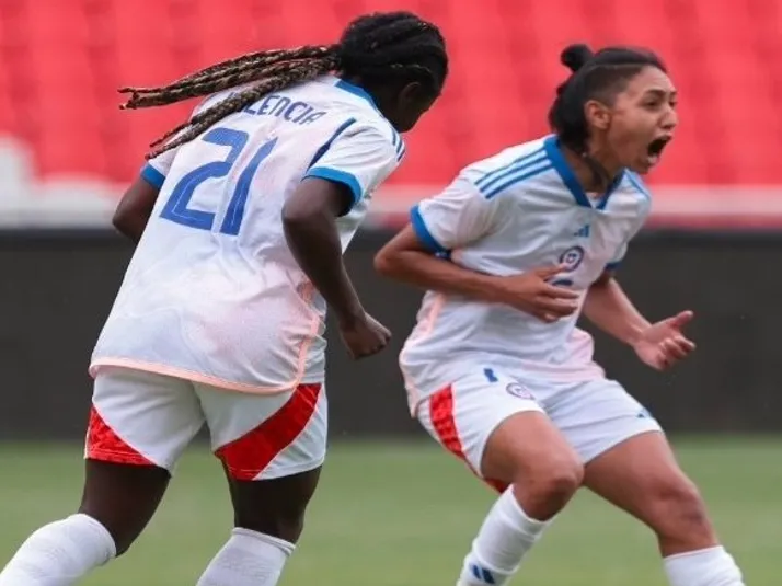 ¡Triunfo de La Roja! Jugadora de la U salva a Lucho Mena