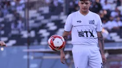 Lucky Brown es el nuevo regalón de los futbolistas chilenos.