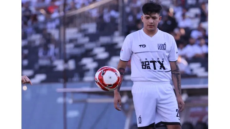 Lucky Brown es el nuevo regalón de los futbolistas chilenos.