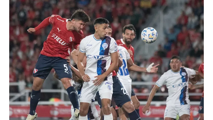 Felipe Loyola marca su primer gol con Independiente. (Foto: Independiente)