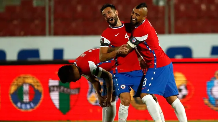 Mauricio Isla habla de la posibilidad de retorno de Arturo Vidal a La Roja
