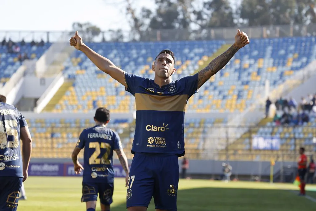 Pelé Álvarez aprueba posible incorporación de Rodrigo Contreras a Colo Colo. (Foto: Photosport)