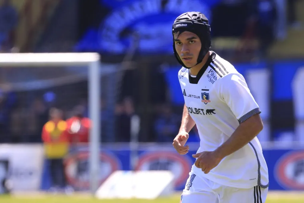 Vicente Pizarro renueva su contrato con Colo Colo. (Foto: Photosport)