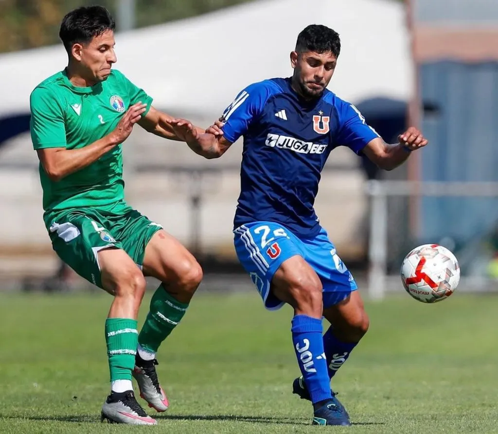 Toño Díaz, anotó un gol en el triunfo ante Audax Italiano (Prensa UCH)
