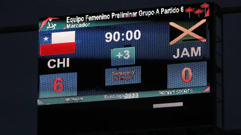 VALPARAISO, CHILE Ð OCT 28: El marcador electrnico del estadio, muestra el resultado final del partido, con triunfo para Chile 6×0 ante Jamaica durante el partido del grupo A del futbol femenino en los Juegos Panamericanos Santiago 2023 en el Estadio Elias Figueroa el 28 de octubre en Valparaiso, Chile./The stadium s electronic scoreboard shows the final result of the match, with Chile winning 6×0 against Jamaica during the womens group A football match at the Santiago 2023 Pan American Games at Elas Figueroa Stadium on October 28 in Valparaiso, Chile. Foto de Manuel Lema O/Santiago 2023 va Photosport Dia 9, Futbol Femenino, Chile vs Jamaica / Day 9, Women s soccer, Chile vs Jamaica