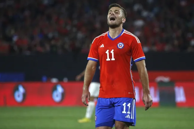 Diego Rubio vistiendo la camiseta de La Roja | FOTO: Jonnathan Oyarzun/Photosport