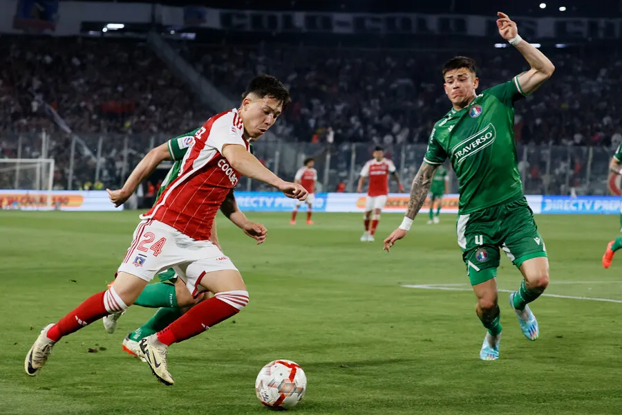 Leandro Hernández es la carta para sumar doble de minutos. | Foto: Photosport