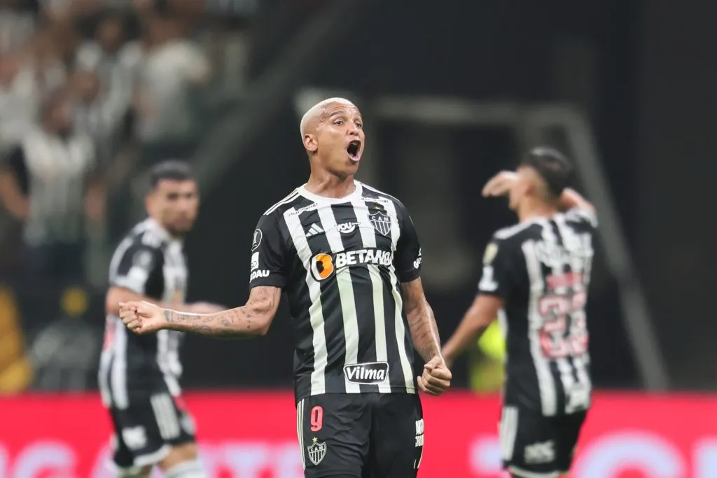 Deyverson brilla en triunfo de Atlético Mineiro ante River Plate. (Foto: Getty).