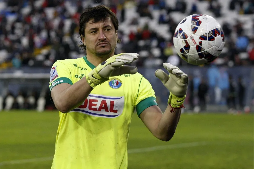 Nicolás Peric revela que no llegó a Colo Colo por un tema económico (Foto: Photosport)