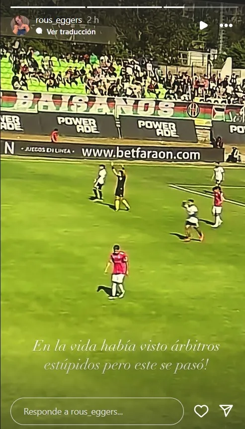 Esposa de Erick Wiemberg lanza comentario contra el árbitro Mathias Riquelme.