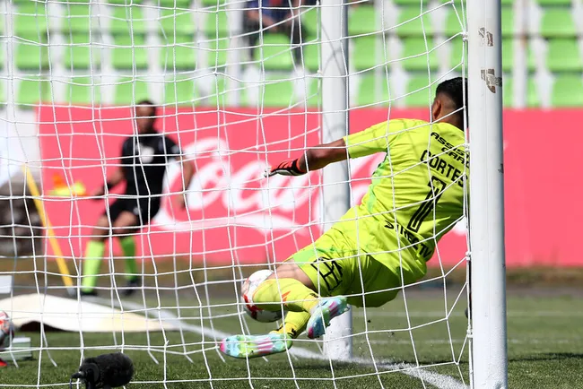 Cortés y un error que le pudo costar caro a Colo Colo | Foto: Photosport