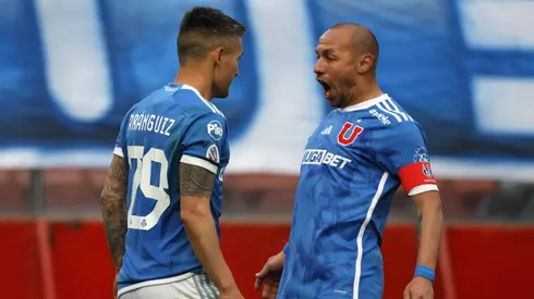 Exfigura de la UC ningunea a Charles Aránguiz y Marcelo Díaz (Foto: Andres Pina/Photosport)