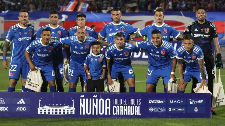 Universidad de Chile y su formación para enfrentar a Universidad C atólica