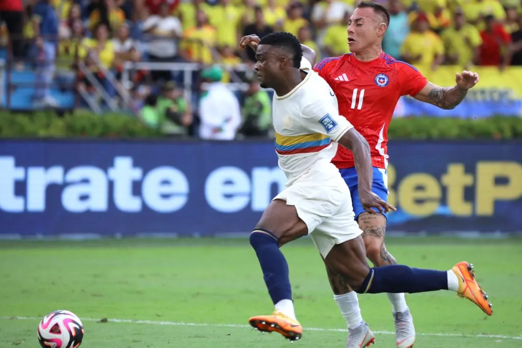“Turboman” Vargas se retiró ofuscado tras ser reemplazado en pleno Colombia vs Chile | FOTO: Vizzor image/Photosport