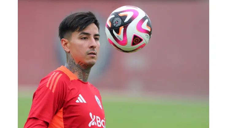 Erick Pulgar será titular en la selección chilena ante Colombia.