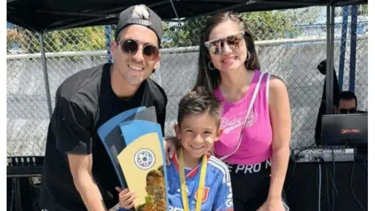 Hay que recordar que Ramiro Fernández, hijo de Leandro, está en la escuela de fútbol de la U.