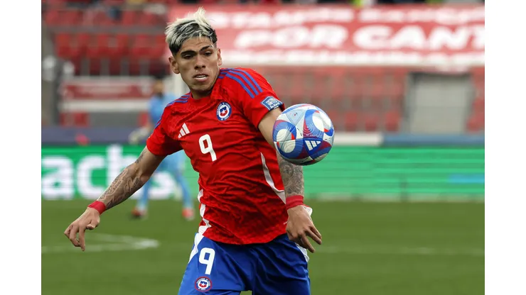 Carlos Palacios sigue generando estragos en La Roja.