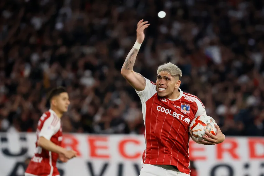 Palacios y su polémica situación son tema en nuestro fútbol | Foto: Photosport