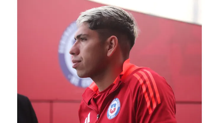 Carlos Palacios fue desconvocado de la Roja y no jugará ante Colombia. (Foto: Photosport)