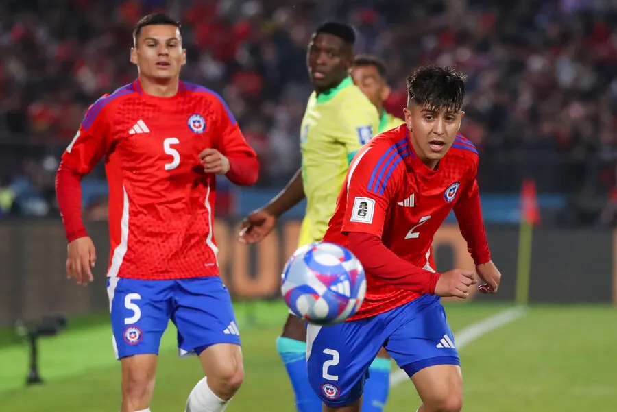 Morales dejó buenas sensaciones en La Roja. | Foto: Photosport