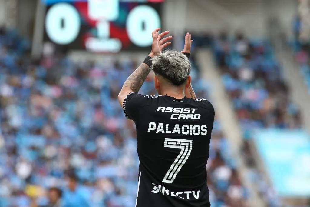 Carlos Palacios y su historia con el número siete de Colo Colo. (Foto: Álex Díaz/Photosport)