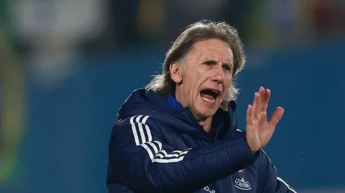 El entrenador de La Roja se mostró abatido en conferencia de prensa.