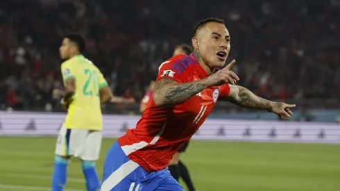 Futbol, Chile vs Brasil. Primera rueda, clasificatorias al Mundial 2026. El jugador de la seleccion chilena Eduardo Vargas, celebra su gol durante el partido de la primera rueda de las eliminatorias al mundial de 2026 contra Brasil disputado en el estadio Nacional de Santiago, Chile. 10/10/2024 Andres Pina/Photosport Football, Chile vs Brazil. World Cup 2026 qualifiers. Chile's player Eduardo Vargas, celebrates his goal during a 2026 World Cup qualifier match against Brazil at the National stadium in Santiago, Chile. 10/10/2024 Andres Pina/Photosport