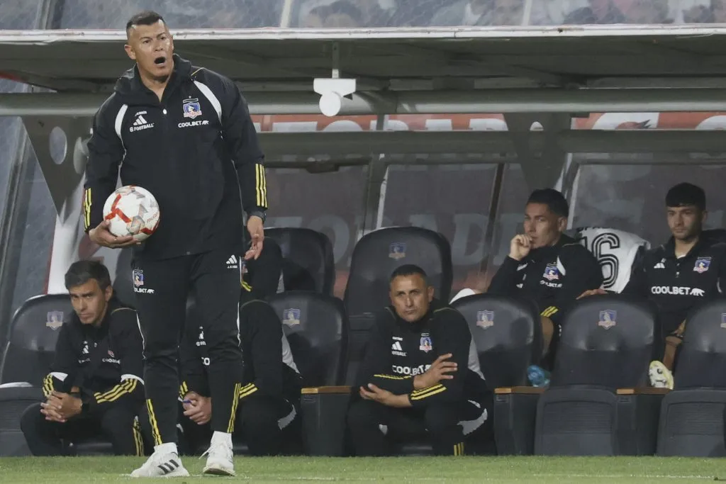 Maximiliano Velázquez en la esquina inferior izquierda de la imagen
(Foto: Dragomir Yankovic/Photosport)