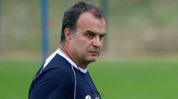 El "Loco" Bielsa está en el ojo del huracán en Uruguay.