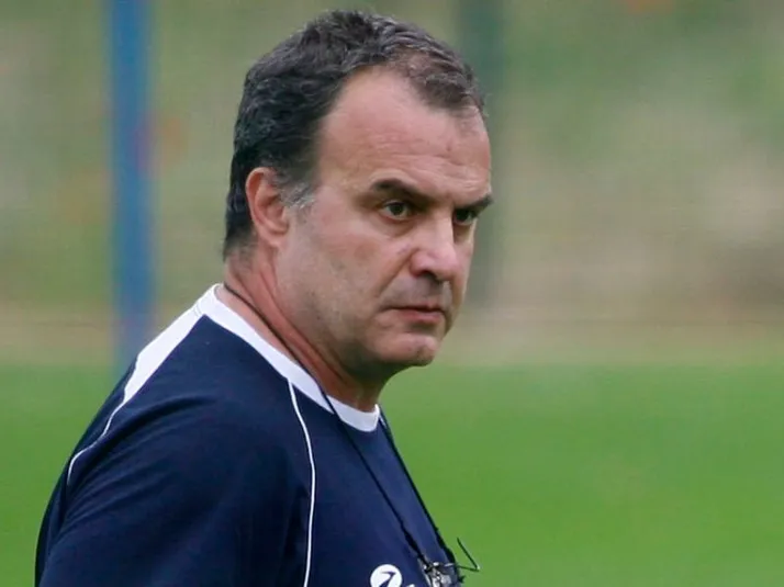 Jugó en Audax y fue dirigido por Bielsa en Argentina: "Es imposible que..."
