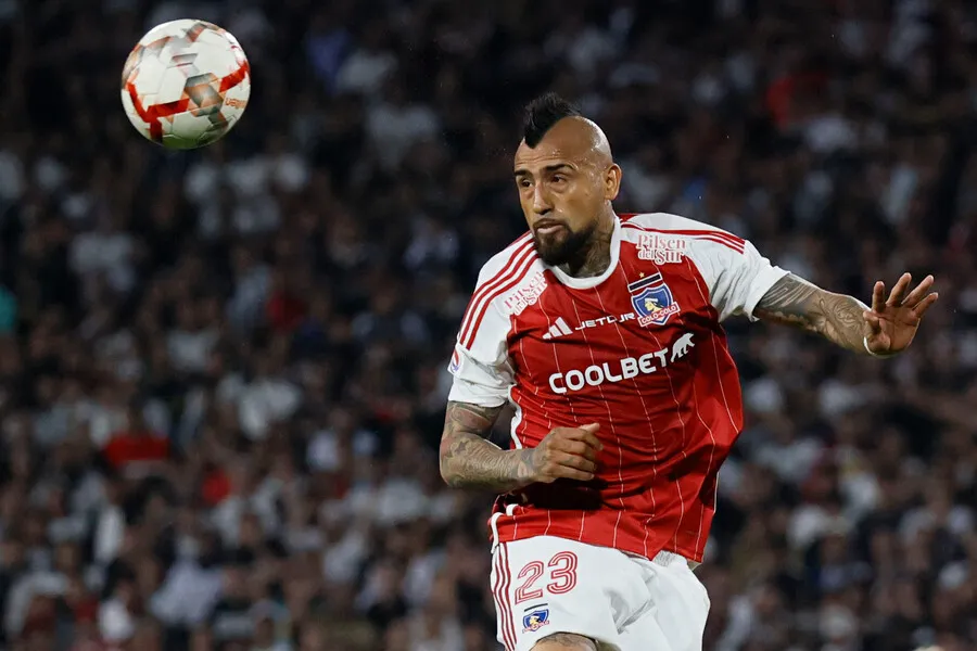 Vidal nuevamente hace noticia en las redes | Foto: Photosport