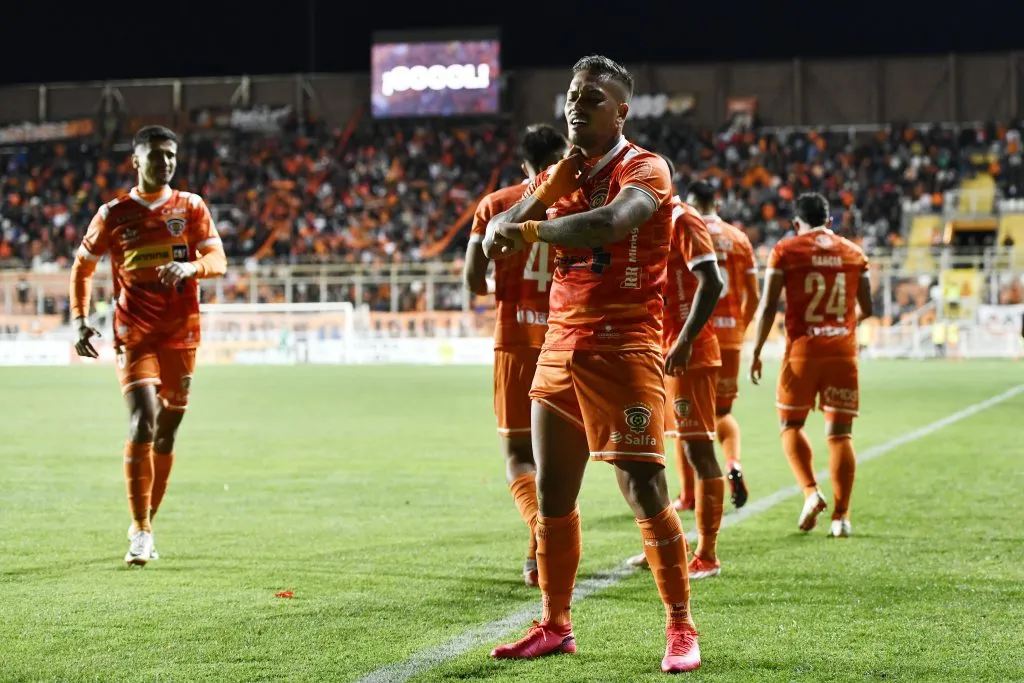 Cobreloa venció a Unión La Calera, pero no se movió en la tabla de posiciones.