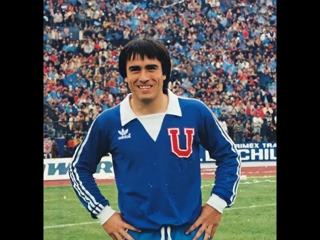 Tincho Gálvez espera que la U gane estos 9 puntos que le restan por jugar (Archivo)