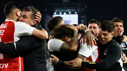 El Joven Pistolero elige a la verdadera figura alba.