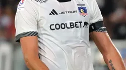 El Cacique se empieza a despedir de un jugador.