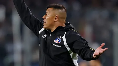 Almirón buscó calmar las aguas tras la roja.