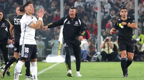 Jorge Almirón fue expulsado en el duelo entre Colo Colo y Universidad Católica.