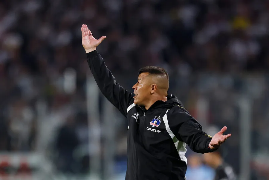 Jorge Almirón fue expulsado ante la UC. | Foto: Photosport