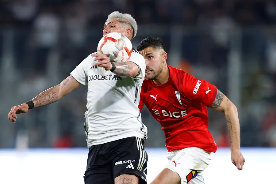 Carlos Palacios hizo buen partido ante la UC. | Foto: Photosport